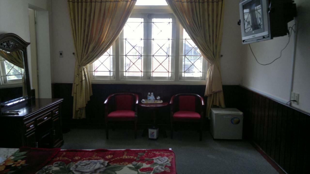 Hue Railway Hotel Buitenkant foto